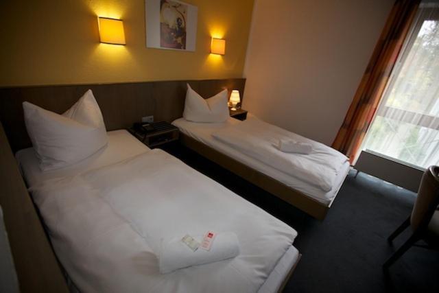 Astra Hotel Ulm Phòng bức ảnh
